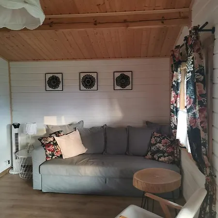 山林小屋 Cichosza